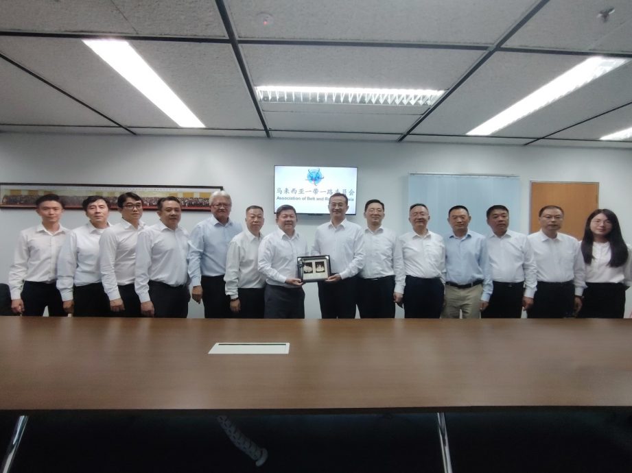 马来西亚一带一路委员会与泰安市商务局签署经贸合作备忘录 推动经贸、跨境电商与境外投资合作 实现互利共赢