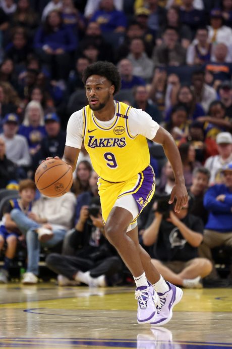 NBA季前赛| 季前赛末战58分屠杀湖人 勇士全胜姿态迎新赛季