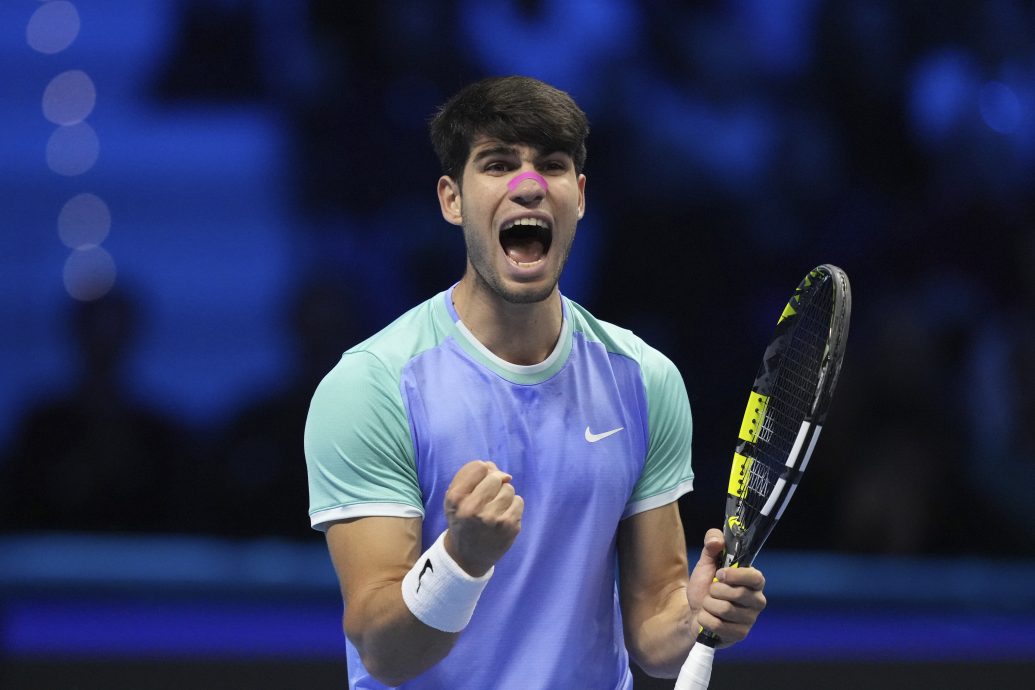 ATP年终总决赛| 直落2盘挫卢布列夫 阿卡保4强生机