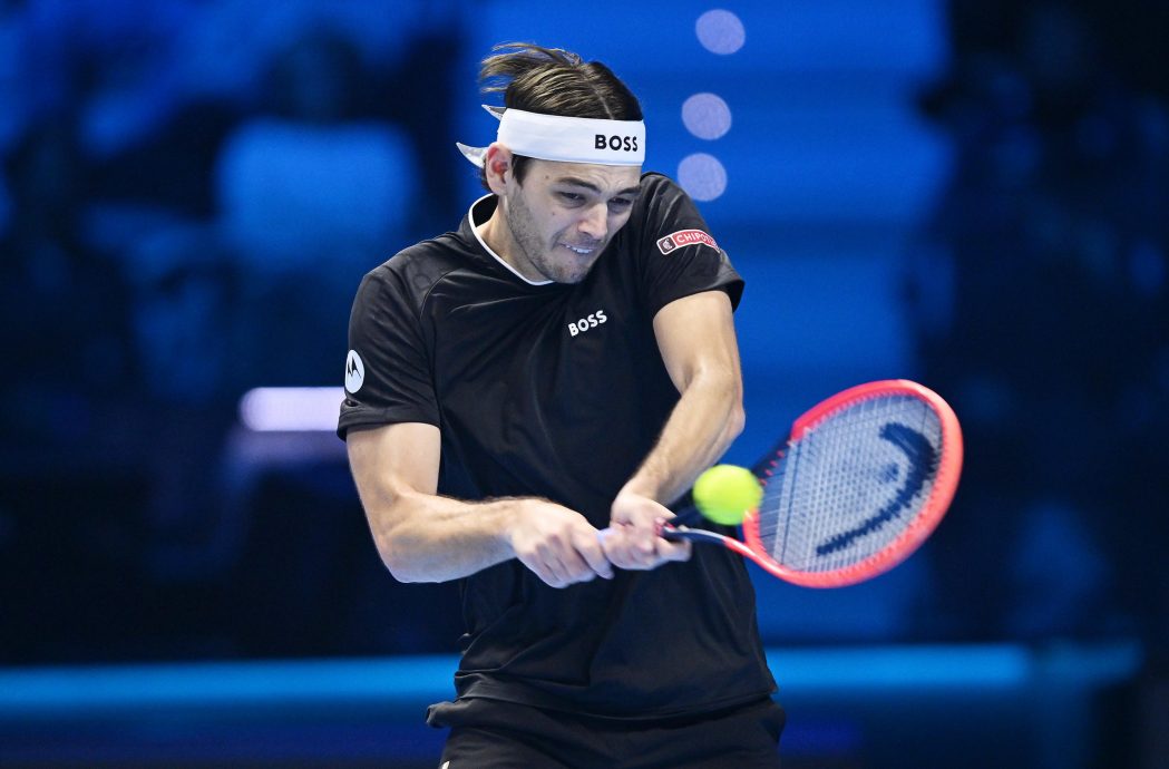 ATP年终总决赛| 直落2盘挫梅德维德夫 辛纳全胜姿态闯4强