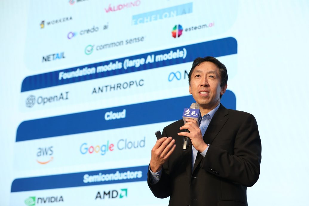 创新工场董事长暨零一万物执行长李开复分享Al 2.0时代所带来的商业新机会。 远见高峰会/提供