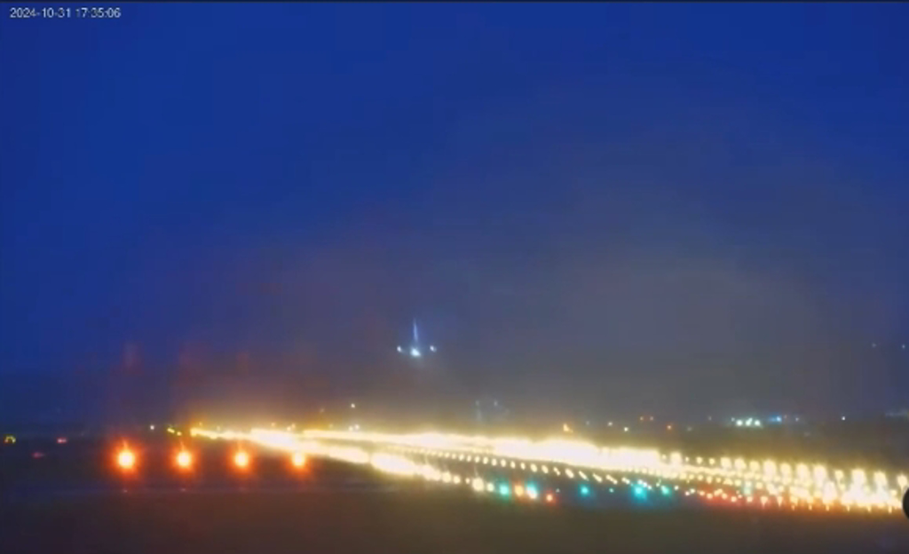 视频 | 星宇航空“落地弹跳”重飞画面曝光 民航局:飞机停飞、驾驶暂停任务