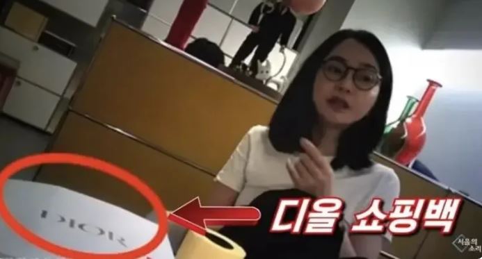 尹锡悦被爱妻拖垮? 第一夫人金建希收贿、干政等丑闻缠身