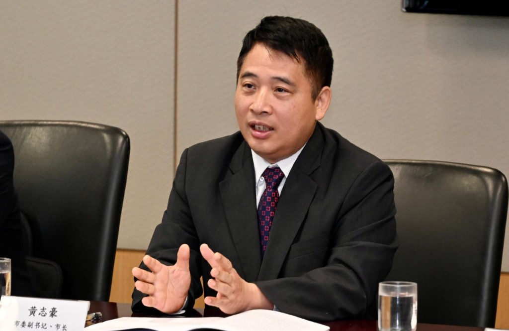 珠海汽车冲撞惨剧后 市长和公安局长双双下台