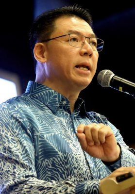 倪可敏:房地部新年新举措 修法罚垃圾虫社区服务
