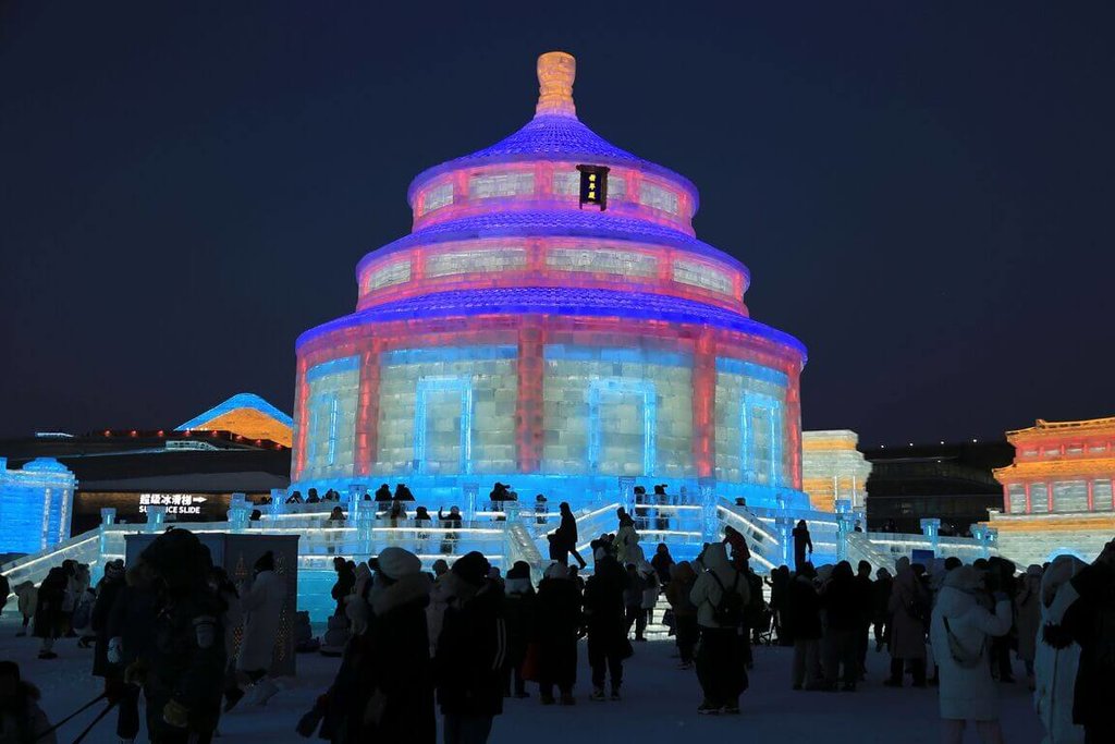 冬季旅游旺 哈尔滨冰雪经济快速发展