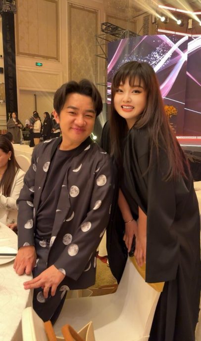 10年后再合照岑丽香 “细细粒”判若两人