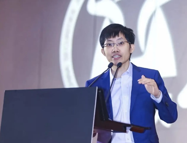 DeepSeek创始人未现身巴黎AI峰会 公司无代表参加
