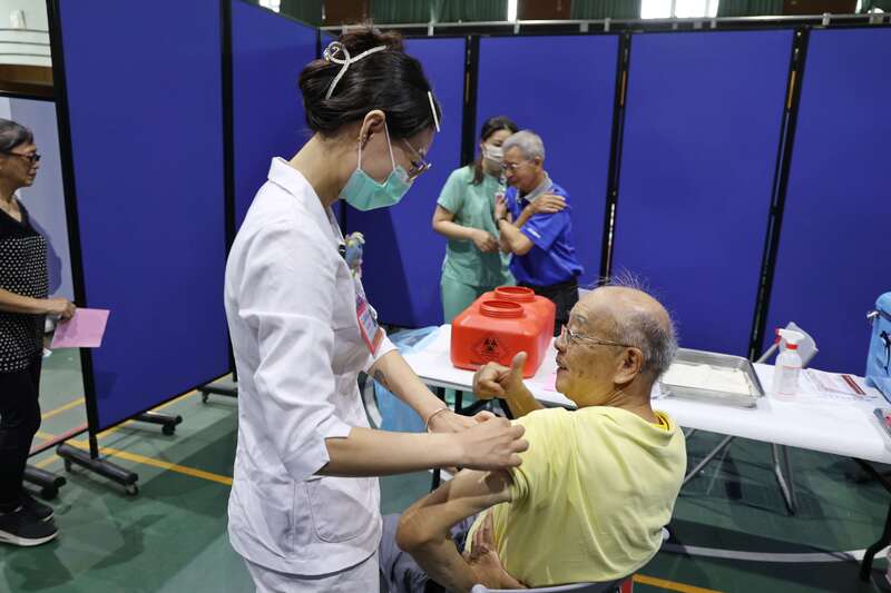 台20多岁军人染A流“肺变白”!发病到死亡仅2天