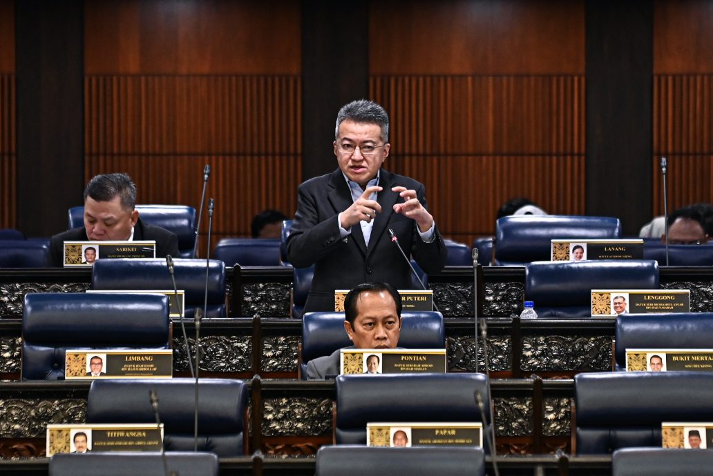 国会/ 刘镇东:美AI芯片出口限制影响仅涉及部分数据中心