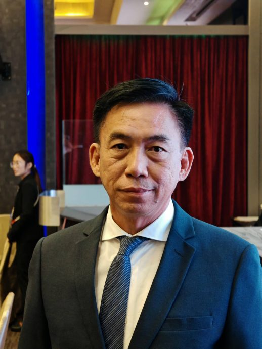 夜报封面/连3年被越南印尼超越 大马留台生料跌破1万