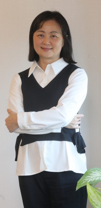 夜报封面/连3年被越南印尼超越 大马留台生料跌破1万