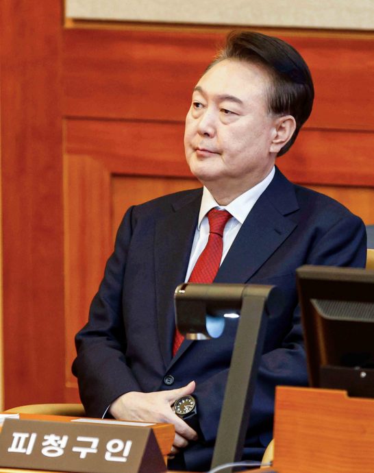 尹锡悦颁戒严令原因──反对党充斥恶意:不鼓掌不握手、想“摧毁”政府