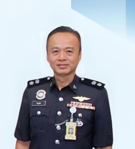 换照片)警队人事更动