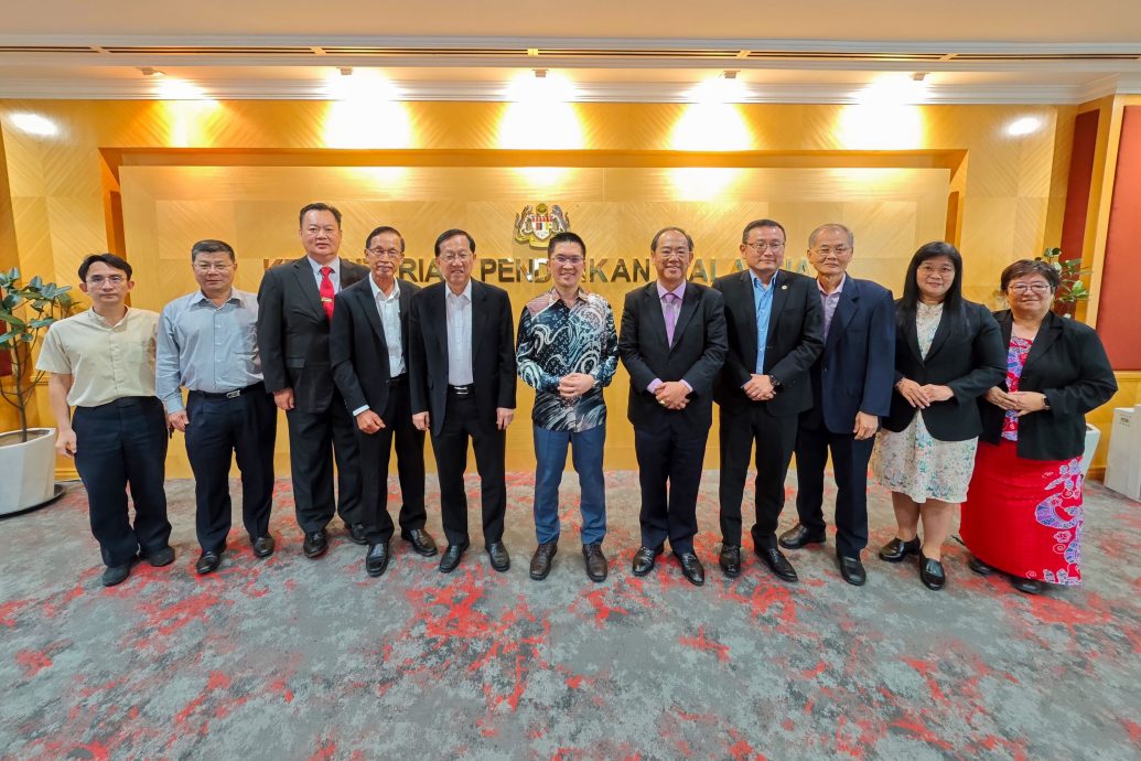 董总偕同二组织访副教长寻策解决国民型华中课题