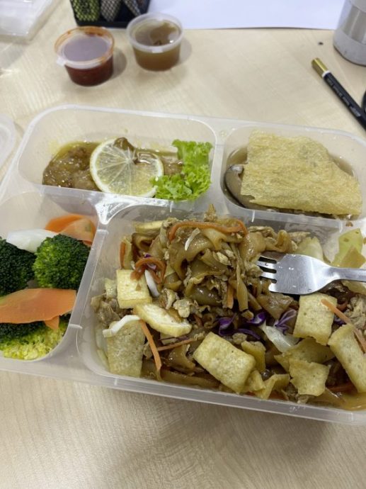 锺嘉怡/从尴尬午餐开始的垃圾行动