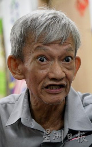 陈志远拜访人民组屋派物资庆新春 呼吁帮助低收入群体