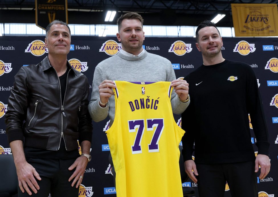 NBA|东契奇正式以湖人身分亮相 “多希望科比能见证这一刻”