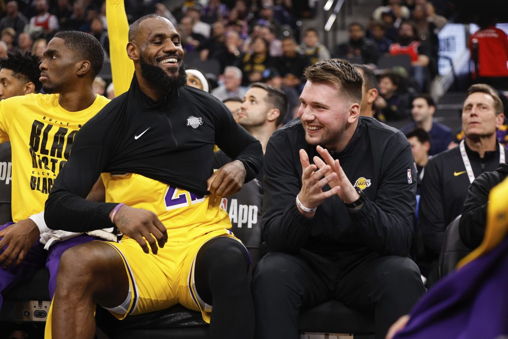 NBA|东契奇正式以湖人身分亮相 “多希望科比能见证这一刻”