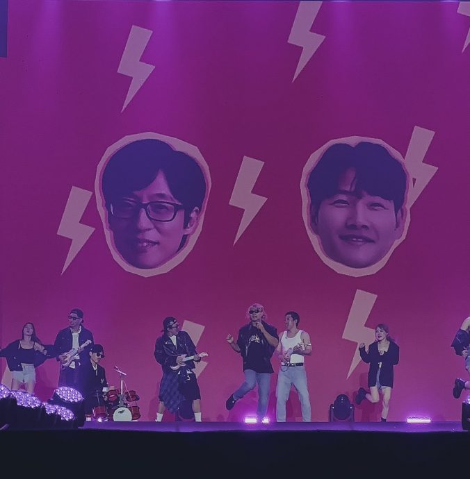 RM见大马粉丝遇屋顶漏水 刘在石亲擦地无架子