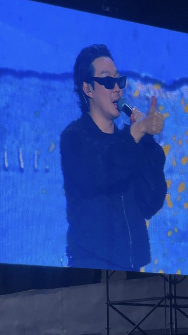 RM见大马粉丝遇屋顶漏水 刘在石亲擦地无架子