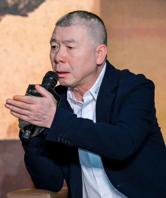 中国媒体发采访视频 赵丽颖怒斥“假新闻”陷罗生门
