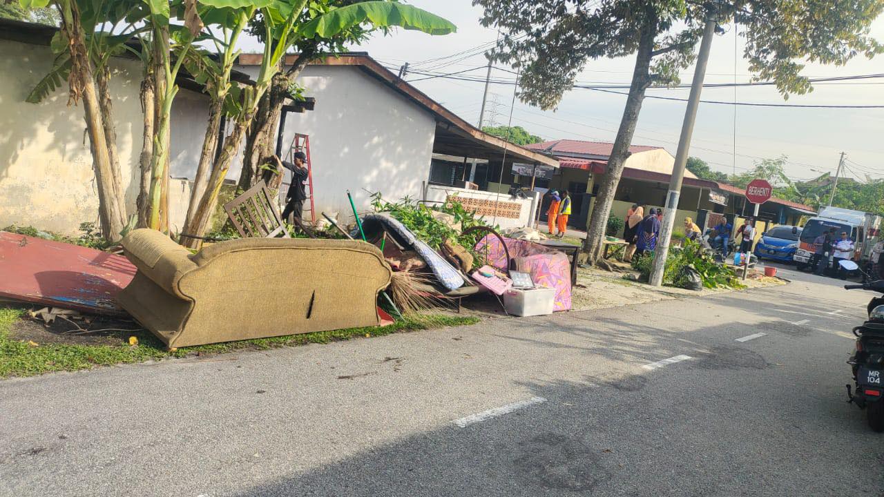 **全国综合(先供网)**:灾情持续好转,柔仅峇株笨珍909灾民仍住疏散中心