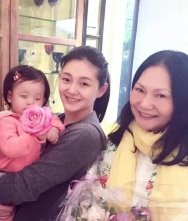 大S语录三八妇女节登屏 网民感慨:她会很开心