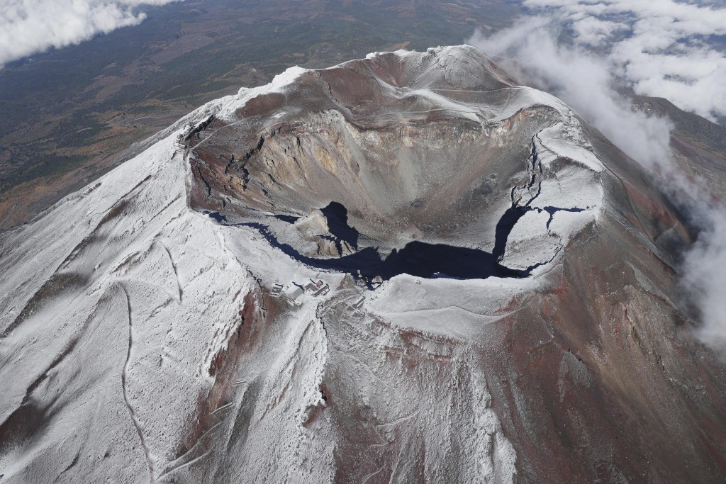 断水断电又断网 日模拟富士山爆发 5亿吨火山灰恐毁东京