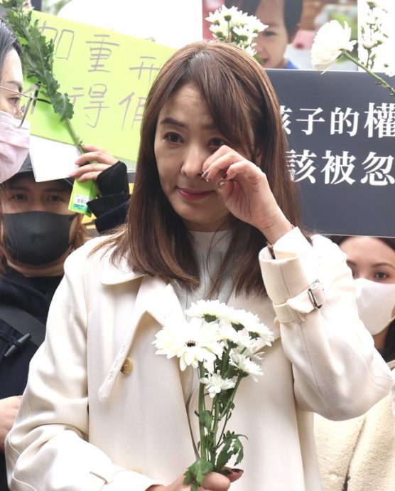 烧生殖器拔指甲 台姊妹涉虐死男案开庭 200人示威促判死