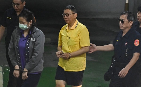 看守所曾称不符送诊标准 柯文哲突获准戒护外医