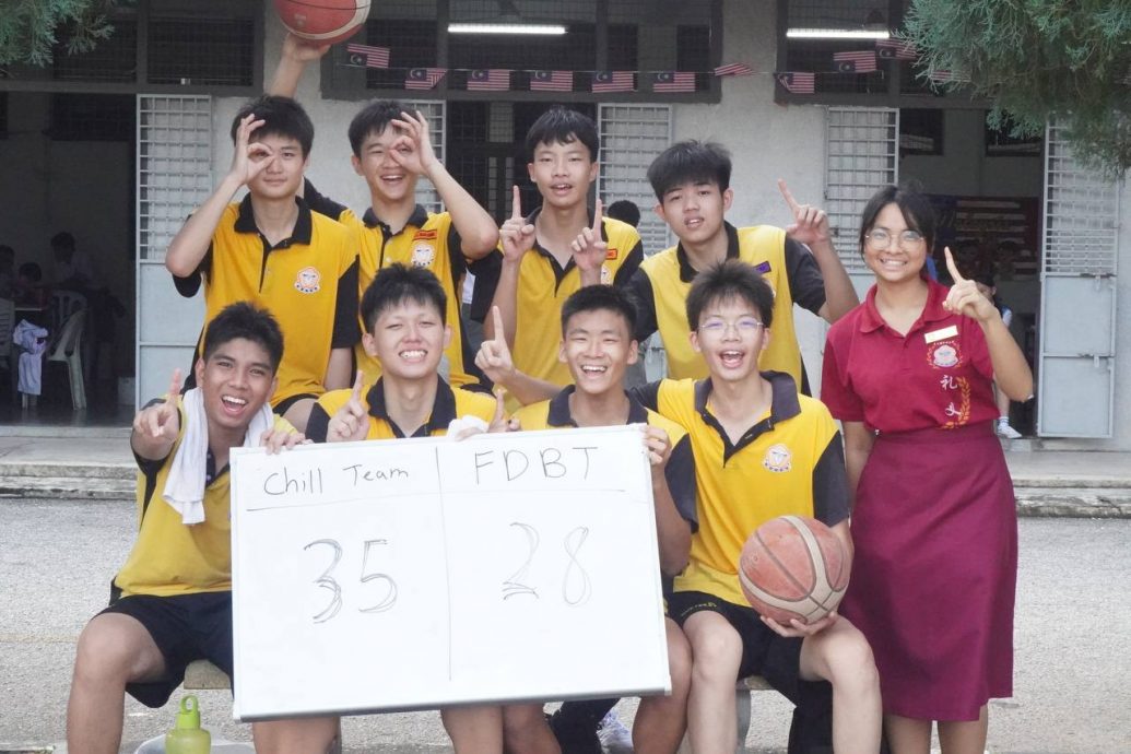 霹:学海学记|校园报道|主文|篮球热潮燃爆育才 青春一争高下