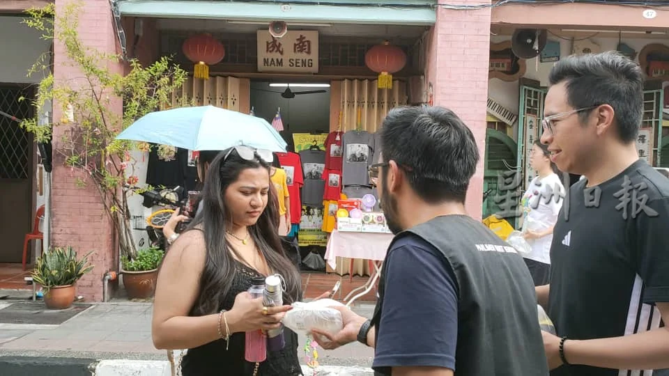 《我们》:柔金同厦会馆为开斋节精心布置 成市区和谐交融风景线