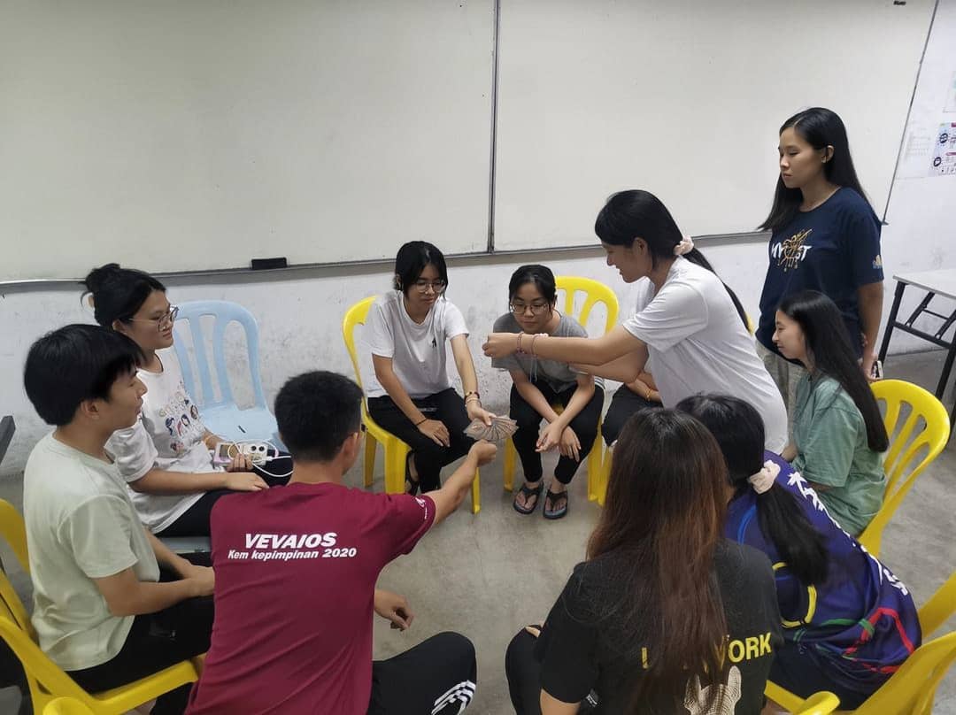 霹:学海学记|校园报道|务边霹雳大学预科班华社 独创《夏韵》MV记录回忆