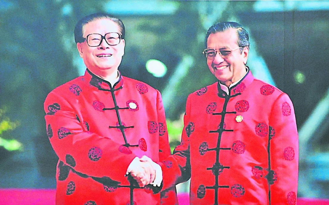 习访马特辑/画页配文/马中建交51周年