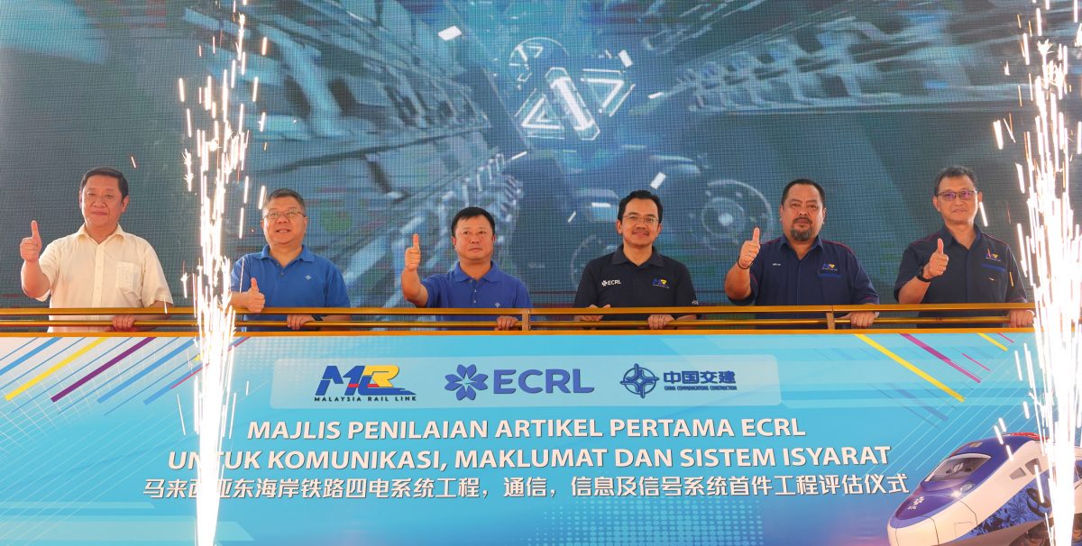 全/已签发:东铁项目料今年底整体进度达至90%。