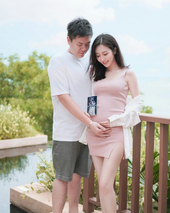 坐完月子未安排新工作 何依婷借唱K宣布复出