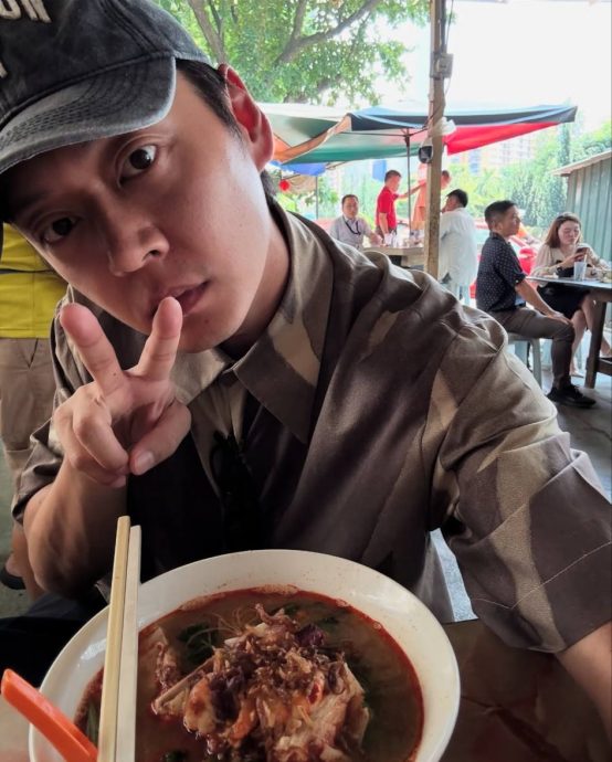 张振朗秀大马吃虾面照片 钓出萧正楠自曝下月来马