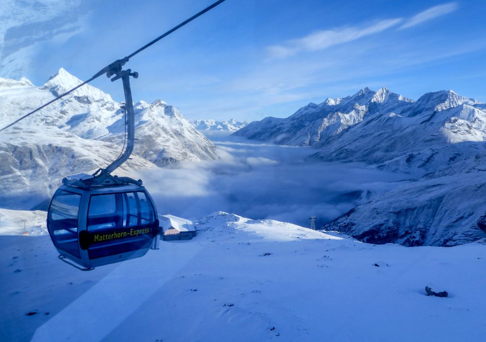 看世界 瑞士阿尔卑斯山度假胜地 滑雪登山意外夺6命