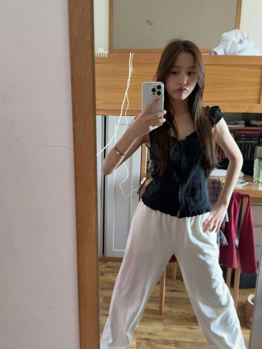赵薇15岁爱女颜值被公审 网辣评:一阵网红味
