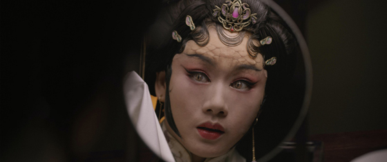 陈伟光/《白蛇传·情》被电影解放的传统粤剧