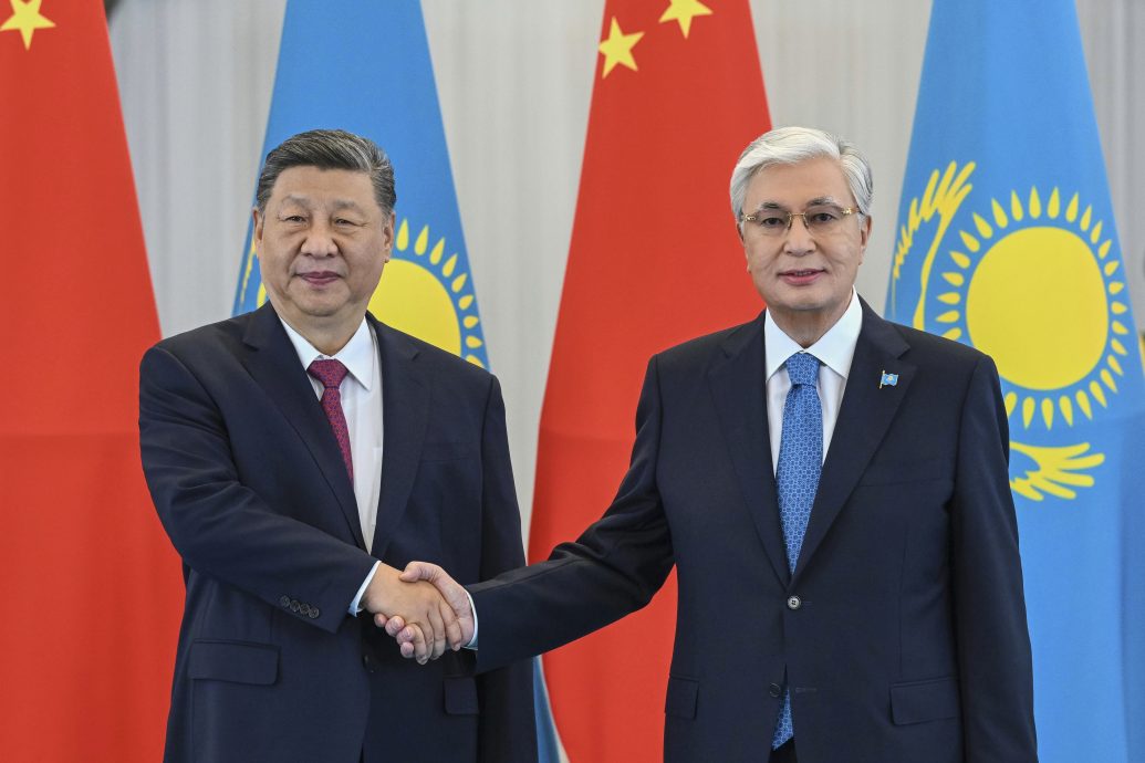 习近平见哈萨克总统:中哈要践行真正的多边主义