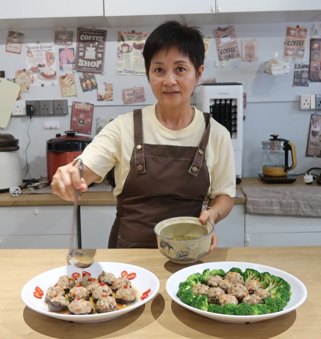 私房好菜:金玉满堂酿香菇,一菜两煮兼荤素