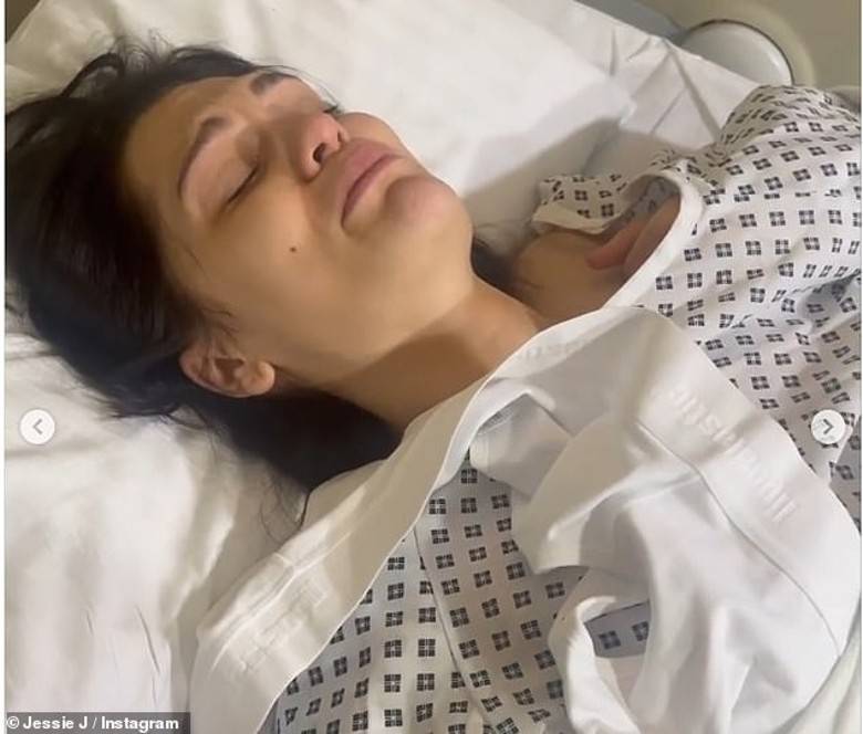 凌晨分享病床自拍照 洁西J完成乳癌手术