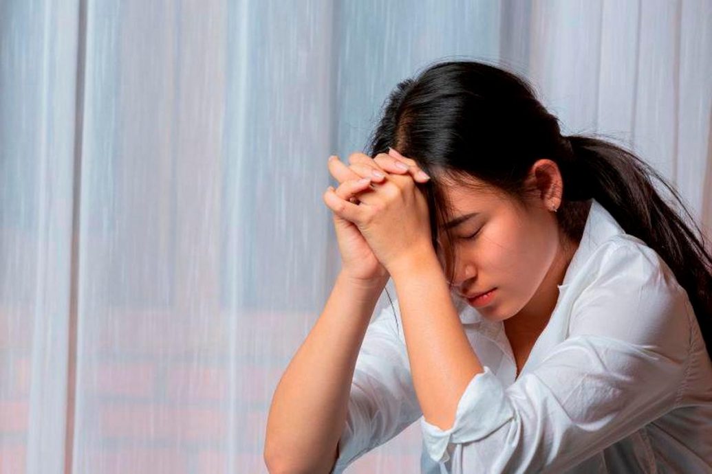 哭诉被父母逼贷款 女子:还刷爆信用卡