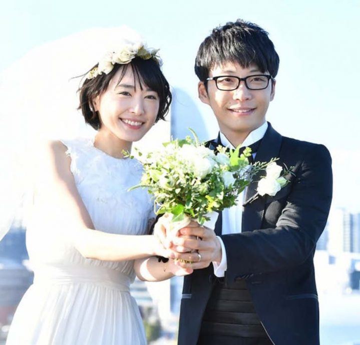 首曝交往新垣结衣时间点 星野源:拍《逃》时没感觉