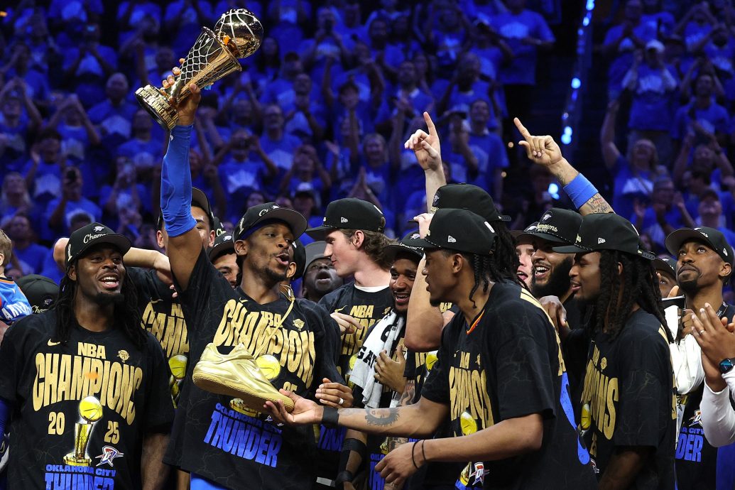 NBA总决赛|“改头换面”后奋战17年 雷霆终封王圆梦