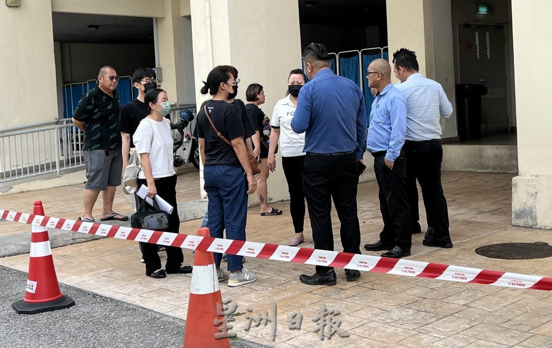 (已签发)全国/快艇翻覆6人3死2失踪案:跟进医院太平间