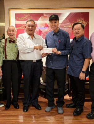 李霖泰捐1万5000令吉现金予雪隆痉挛儿童协会
