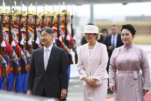 看世界)日皇伉俪首赴蒙古国是访问 创历代皇室先例